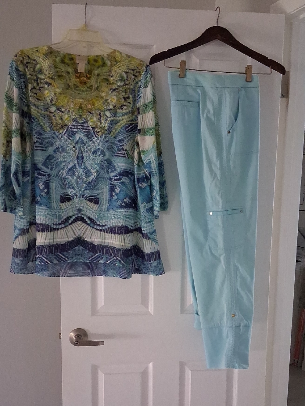 Light Blue Chicos Women's Cargo Pants - With Matching Shirt